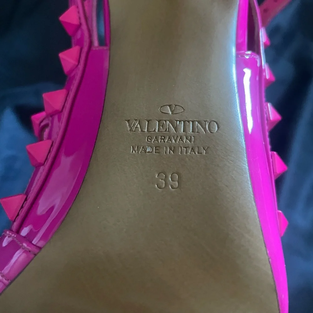 COPY - Barbie hot pink Rockstud Ankle Strap Patent-Leather Pumps - Picture 10 of 10